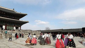 Khách chọn tour du lịch nước ngoài gia tăng
