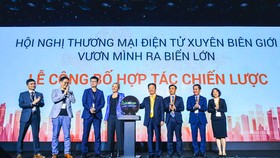 Cú bắt tay hợp tác giữa Amazon, T&T Group và SHB đã tạo nền tảng, một xu thế tất yếu cho việc chuyển đổi số ở các DN.