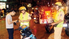 Trung bình một năm, các lực lượng chức năng xử lý trên 5 triệu trường hợp vi phạm pháp luật về giao thông