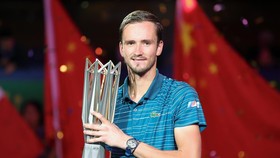 Lối đánh "buồn tẻ" của Medvedev đã giúp anh đăng quang Shanghai Masters