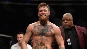 McGregor muốn đấu với Edgar "Trả đòn" vào tháng 12