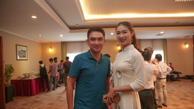 Ông Nguyễn Tuấn Phong và Tường Vy - Hoa hậu Du lịch Thế giới 2019 được yêu thích nhất
