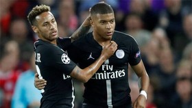 Neymar và Kylian Mbappe lần đầu cùng đá chính