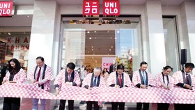UNIQLO Đồng Khởi đón hơn 13.000 khách ngày khai trương