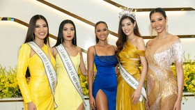 H’Hen Niê và Hoàng Thùy hội ngộ top 3 Hoa hậu Hoàn vũ Việt Nam 2019
