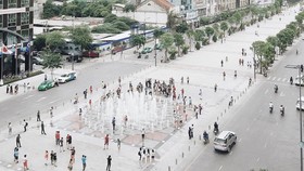 Quản lý, duy tu tuyến phố đi bộ Nguyễn Huệ hiệu quả