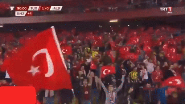 Thổ Nhĩ Kỳ - Albania 1-0: Cenk Tosun kịp tỏa sáng phút 90 giành ngôi đầu bảng A