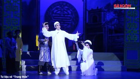 NSƯT Lê Trung Thảo dành thanh xuân cho sân khấu cải lương