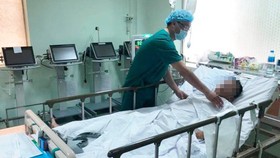 Cứu sống bệnh nhân u nang màng tim “khủng”