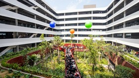 Một góc F-Town 3 ngày khánh thành