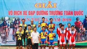 Đồng Tháp có chiếc HCV đồng đội tính giờ sau 9 năm.