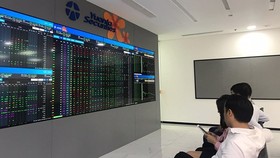 VN-Index revives nearly 9 points