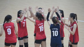 Vượt qua nhiều đối thủ mạnh, các cô gái Thông tin LVPB giành ngôi vô địch nữ.