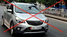 Xử nghiêm phương tiện giao thông dán bản đồ Việt Nam thiếu Hoàng Sa, Trường Sa