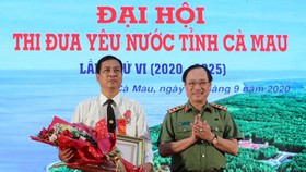 Cà Mau tôn vinh những tấm gương tiêu biểu của phong trào thi đua yêu nước