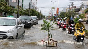Cà Mau khẩn trương khắc phục thiệt hại do ngập úng