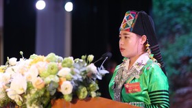 Để mỗi giáo viên là một bông hoa đẹp...