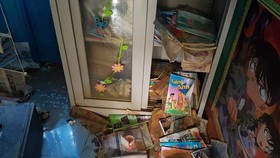 Sách vở, đồ dùng học tập hư hỏng nặng nề do mưa lũ