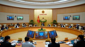 Chính phủ họp thường kỳ tháng 10-2020. Ảnh: QUANG PHÚC
