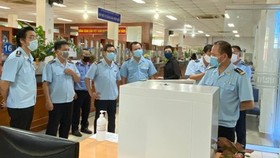 Cục Hải quan TP ủng hộ hơn 1,4 tỷ đồng phòng chống dịch Covid-19