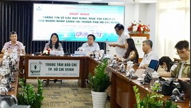 Đề xuất thu phí trước đối với người nhập cảnh