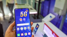 VinSmart chính thức ra mắt điện thoại 5G