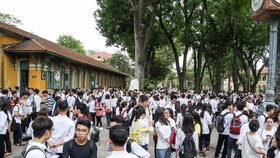 Students at test venue for the national high school exam last year (Photo: SGGP)