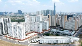 Most wards in HCMC exceed permissible limits on population (Photo: SGGP)