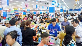 HCMC calls for people’s unity in COVID-19 fight