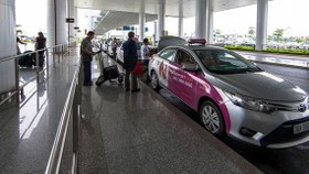 All taxi services at Noi Bai International Airport halted
