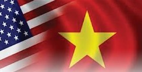 Leaders of Vietnam, US exchange congratulations on diplomatic ties