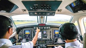 Pakistani pilots in Vietnam have proper license