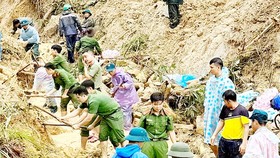 Central provinces begin to recover from storms, floods