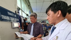 Thứ trưởng Bộ Y tế Nguyễn Trường Sơn đăng ký khám chữa bệnh tại Bệnh viện Chợ Rẫy