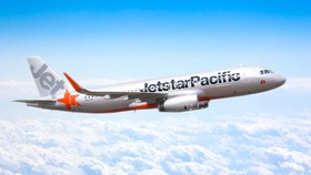 Bay Jetstar Pacific 4 khách được hoàn 1 trên tất cả đường bay nội địa