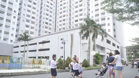 Gian truân xây nhà ở xã hội
