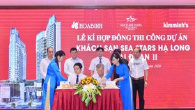 Lễ ký kết hợp đồng thi công dự án giữa 2 công ty