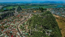 Một góc quận Ngũ Hành Sơn nhìn từ trên cao Ảnh: Danangfantasticity
