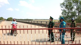 Ca Trot border station establishes a checkpoint in the Mekong Delta province of Long An (Photo: SGGP)