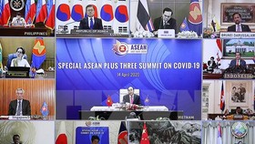 Prime Minister Nguyen Xuan Phuc chairs Special ASEAN Plus Three Summit on COVID-19. (Photo: VNA)