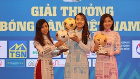 Họp báo công bố kế hoạch tổ chức Giải thưởng Quả bóng Vàng Việt Nam 2020
