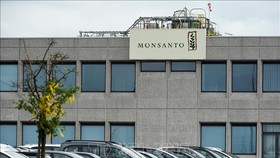 Trung tâm sản xuất của Monsanto tại Lillo, gần Antwerp, Pháp. Ảnh tư liệu: AFP/TTXVN