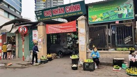 Ngày đầu thực hiện cách ly toàn xã hội - đường phố Hà Nội không vắng bóng người