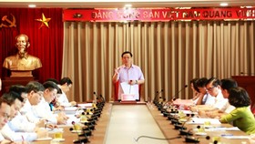 Công tác nhân sự phải quyết liệt, đúng nguyên tắc, không nể nang, hữu khuynh