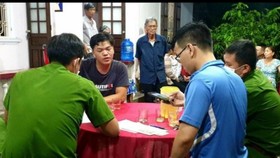 Công an đang làm việc với gia đình nạn nhân