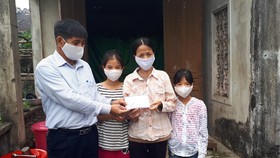 Báo SGGP trao 83,6 triệu đồng hỗ trợ các gia đình có hoàn cảnh khó khăn
