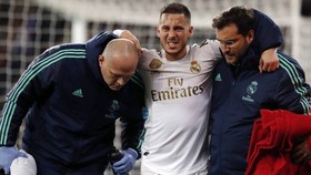 Eden Hazard sau niềm vui hiếm hoi ghi bàn. Ảnh: Getty Images