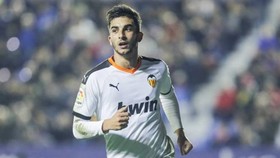 Man.City sắp đón tân binh đầu tiên Ferran Torres. Ảnh: Getty Images