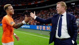 HLV Ronald Koeman không có cậu học trò cưng ở tuyển Hà Lan, Memphis Depay và thậm chí không có tân binh nào.