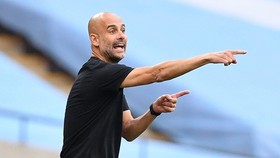 HLV Pep Guardiola đã sớm đau đầu trước cơn khủng hoảng nhân sự. Ảnh: Getty Images
